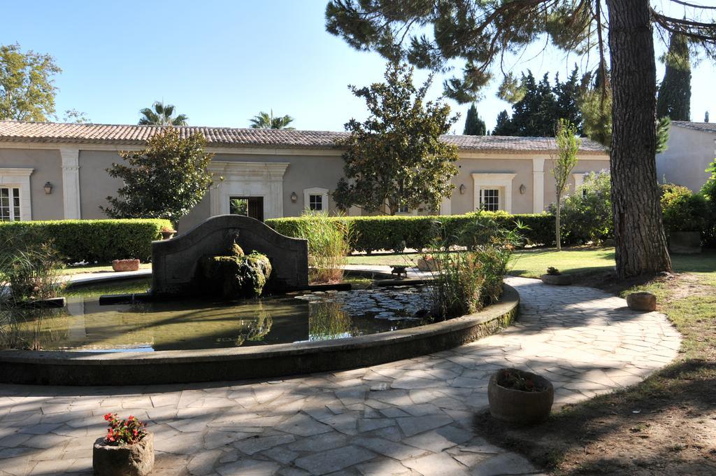 Domaine Du Grand Malherbes Aimargues Eksteriør bilde